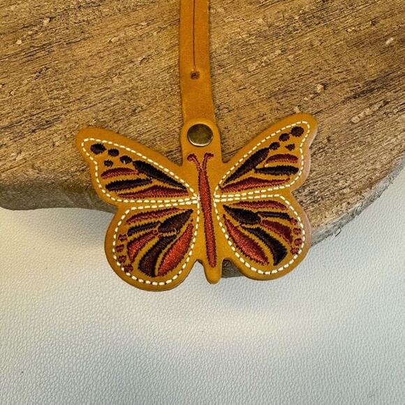 MANGO Portland Leather Butterfly Charm FAST SHIP Monarca Charm - Picture 3 of 4